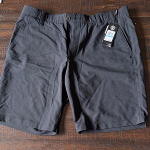 Under Armour Men's Black Flat Front Performance Shorts